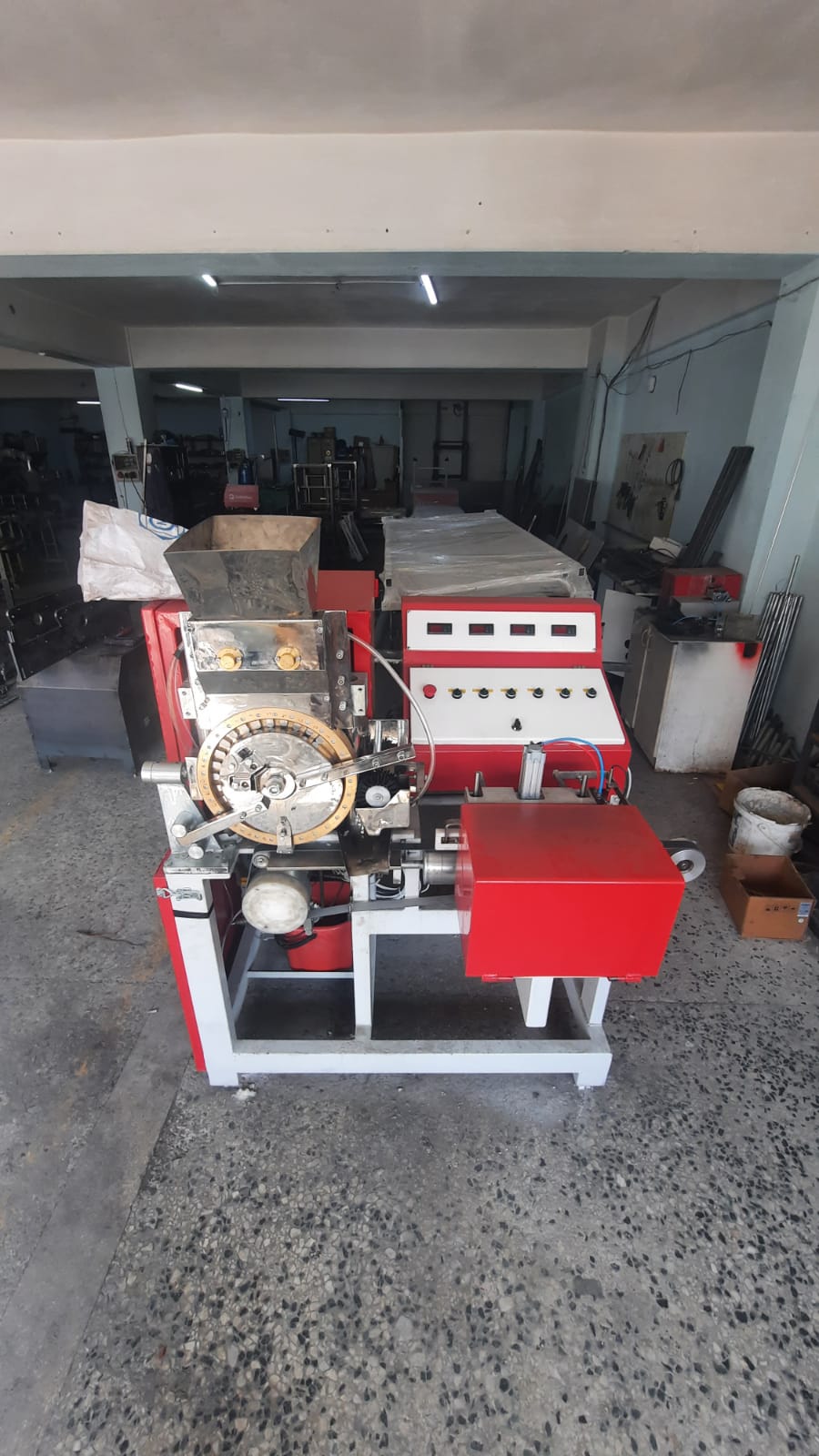 Автоматическая линия по производству сахарных кубиков - R